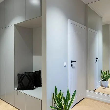 Apartament Pierwsza Dzielnica Przy Strefie Kultury Apartment